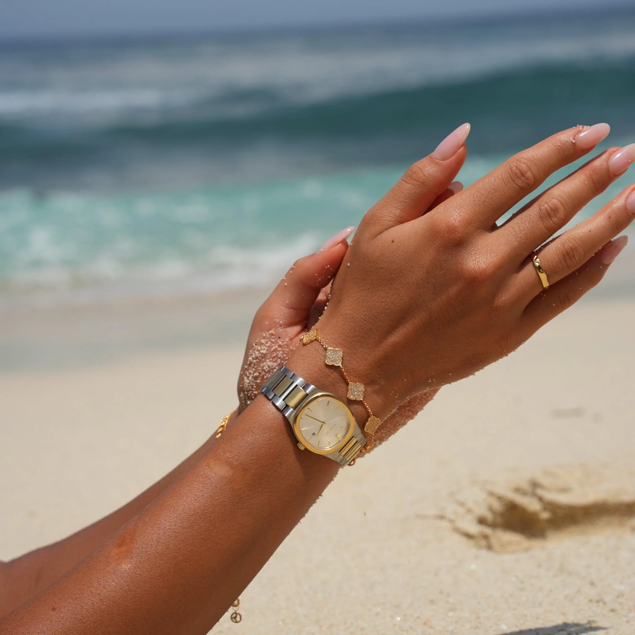 שעון אזוריי